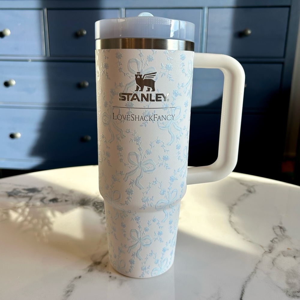 Stanley LoveShackFancy Coquette Bow Winter Ice Quencher 30oz ProTour Flip Straw